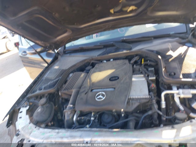 55SWF4JB3GU165227 Mercedes-Benz C 300 Luxury/sport
