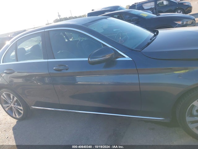 55SWF4JB3GU165227 Mercedes-Benz C 300 Luxury/sport