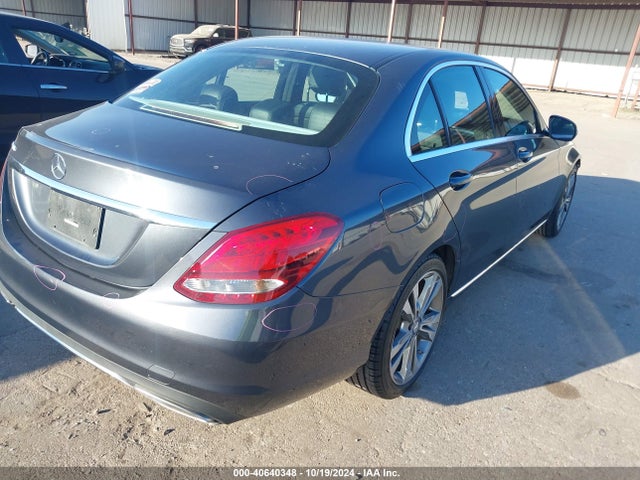 55SWF4JB3GU165227 Mercedes-Benz C 300 Luxury/sport