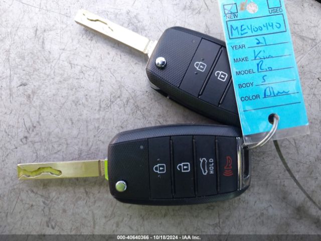 3KPA25AD7ME400440 KIA Rio 5-door S