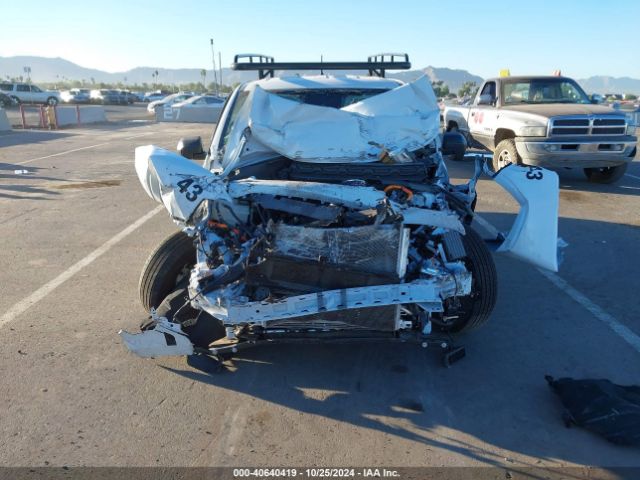 3FTTW8A39RRA95271 Ford Maverick Xl