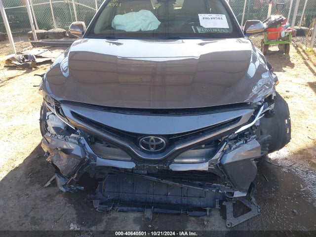 Toyota CAMRY SE 2018 4T1B11HK9JU669519 Image 18