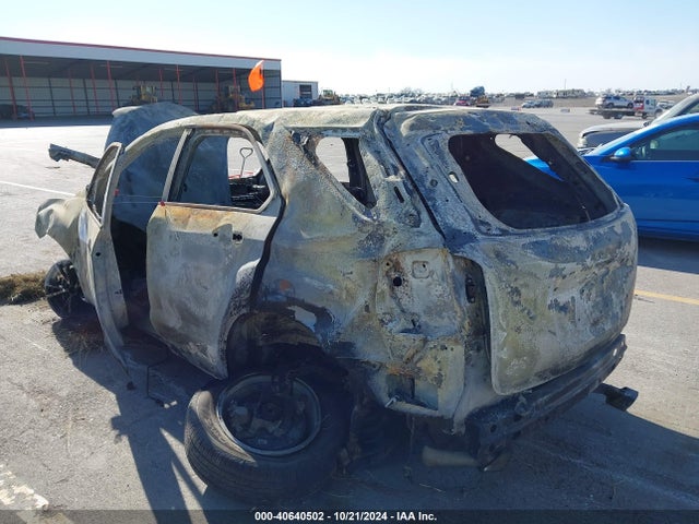 Chevrolet EQUINOX LT 2016 2GNFLFE37G6280595 Image 3