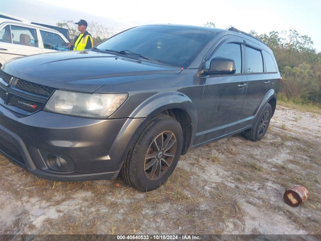 3C4PDCBB5KT718958 Dodge JOURNEY SE