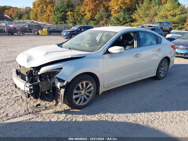 Nissan Altima 2.5 S 2016 1N4AL3AP0GN343905 Image 2
