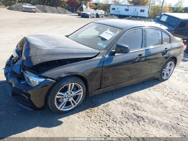 WBA8D9C5XJEM33068 BMW 330i Xdrive
