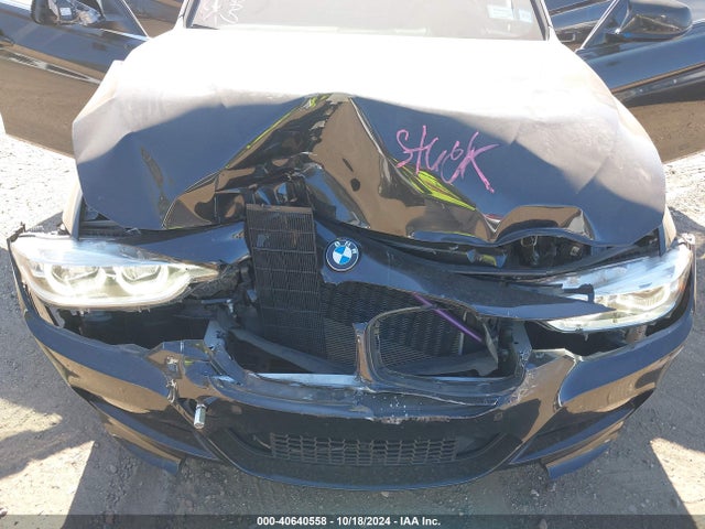 WBA8D9C5XJEM33068 BMW 330i Xdrive