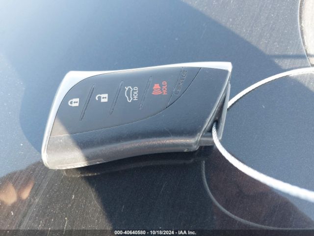 58ADA1C1XNU014663 Lexus ES 300H
