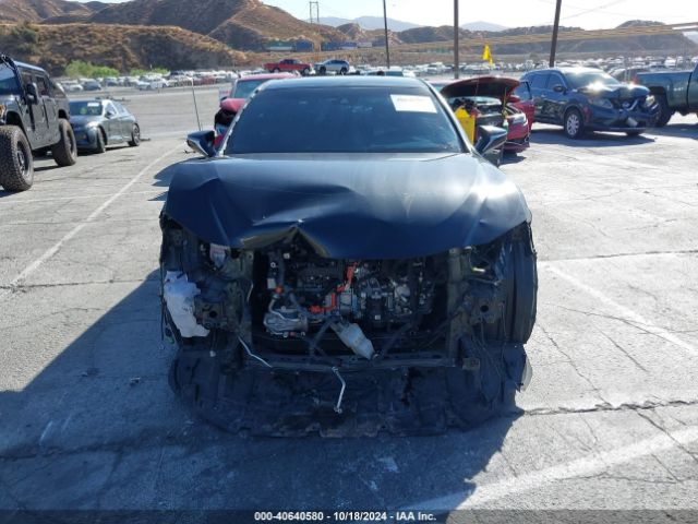 58ADA1C1XNU014663 Lexus ES 300H