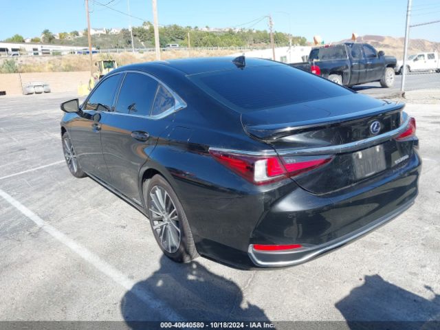 58ADA1C1XNU014663 Lexus ES 300H