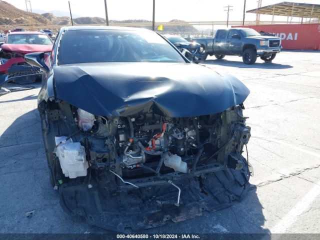 58ADA1C1XNU014663 Lexus ES 300H