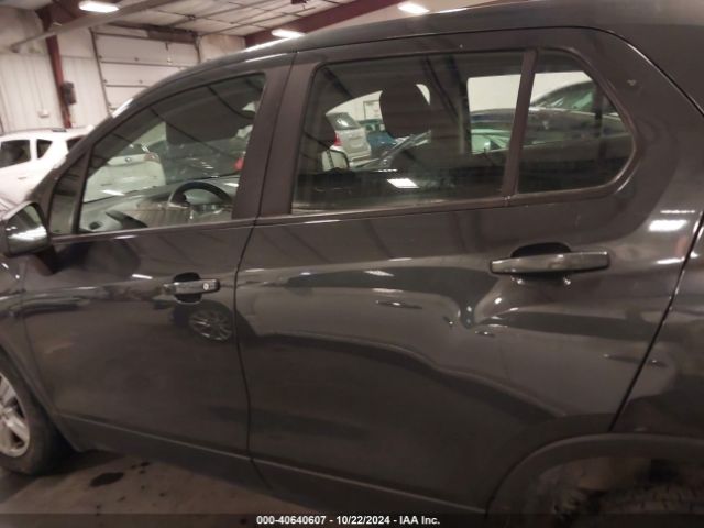 3GNCJKSB4KL214510 Chevrolet TRAX LS