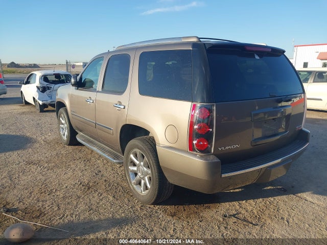 1GKS2EEFXER181290 GMC YUKON DENALI