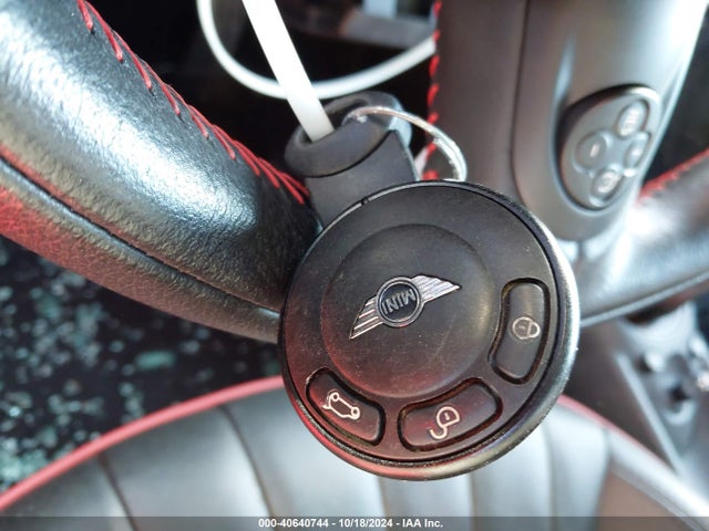 2013 MINI ROADSTER WMWSY9C56DT432638 Photo 10