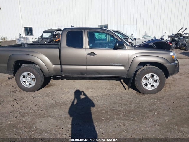 Toyota Tacoma 2015 5TFUX4EN1FX033520 Image 13