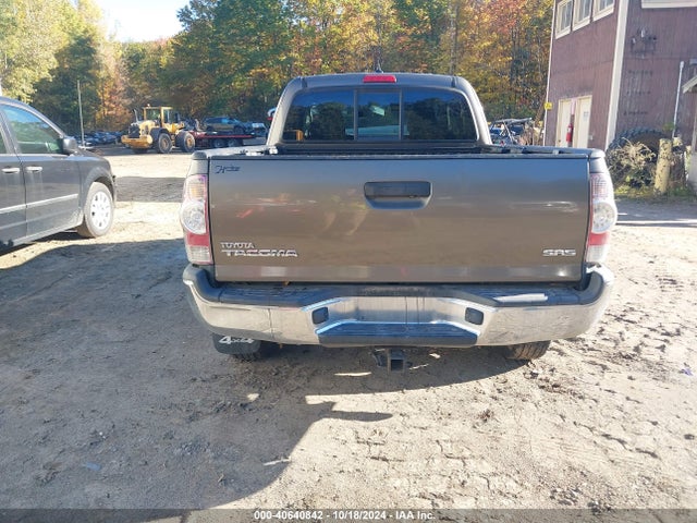 Toyota Tacoma 2015 5TFUX4EN1FX033520 Image 16