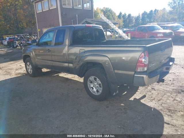 Toyota Tacoma 2015 5TFUX4EN1FX033520 Image 3