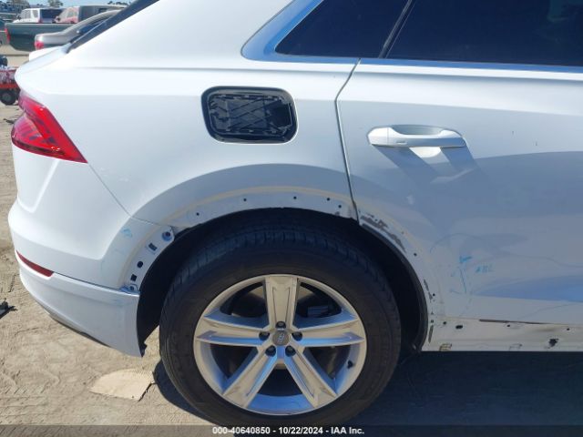 WA1AVAF15KD018902 Audi Q8 55 Premium