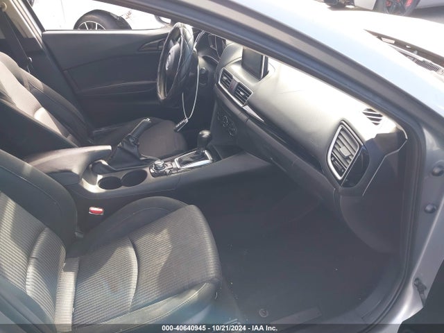 Mazda Mazda3 I Sport 2016 JM1BM1U79G1335501 Image 5