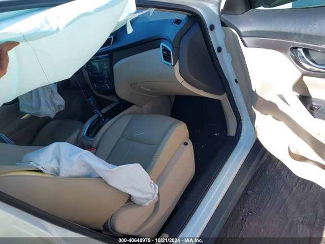 Nissan ROGUE SV 2016 KNMAT2MT6GP686168 Image 5