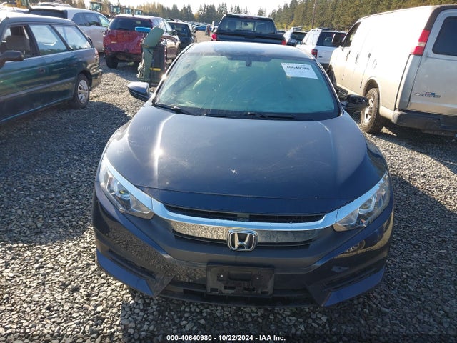 Honda Civic Lx 2018 2HGFC2E57JH572683 Image 12