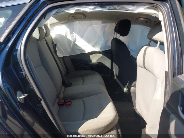 Honda Civic Lx 2018 2HGFC2E57JH572683 Image 8