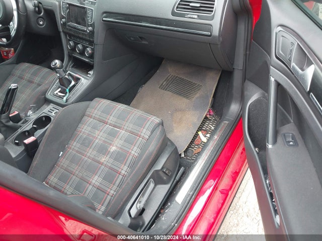 3VW5T7AU4FM084480 Volkswagen Golf Gti 2.0t S 4-door