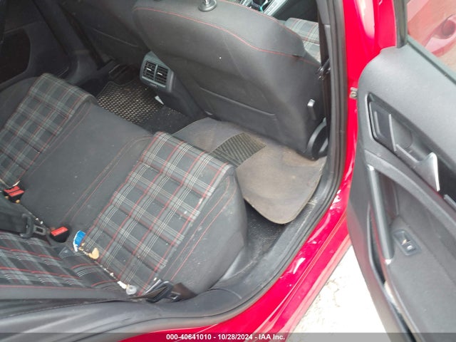 3VW5T7AU4FM084480 Volkswagen Golf Gti 2.0t S 4-door