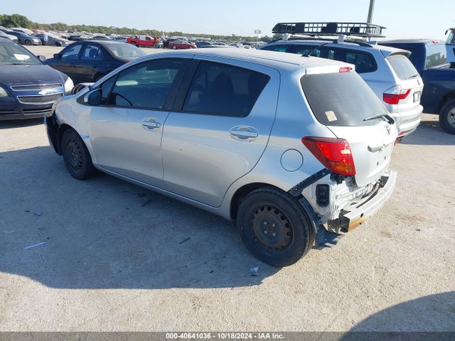 VNKKTUD30FA025082 Toyota YARIS L