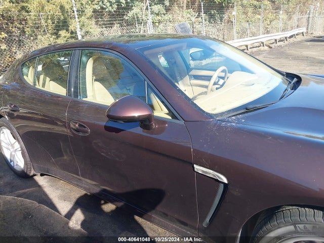 WP0AA2A77EL011592 Porsche PANAMERA 4