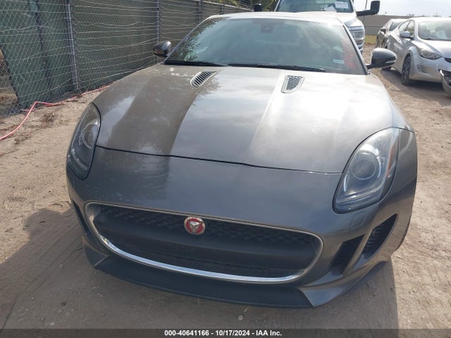 2017 JAGUAR F-TYPE SAJWA6AT3H8K41519 Photo 5