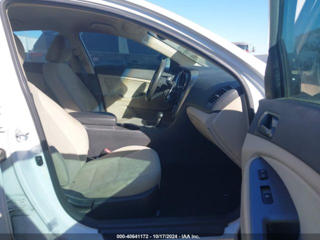 5XXGM4A76EG337218 KIA Optima Lx