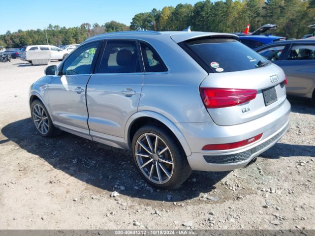 WA1JCCFS5JR019284 Audi Q3 2.0t Premium/2.0t Sport Premium