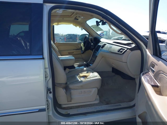 2007 CADILLAC ESCALADE 1GYEC638X7R269799 Photo 4