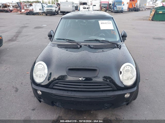 2005 MINI COOPER S WMWRE33445TD96349 Photo 5