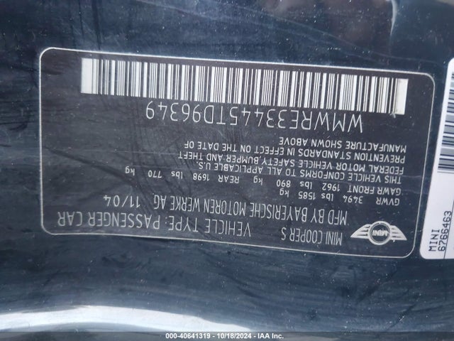 2005 MINI COOPER S WMWRE33445TD96349 Photo 8