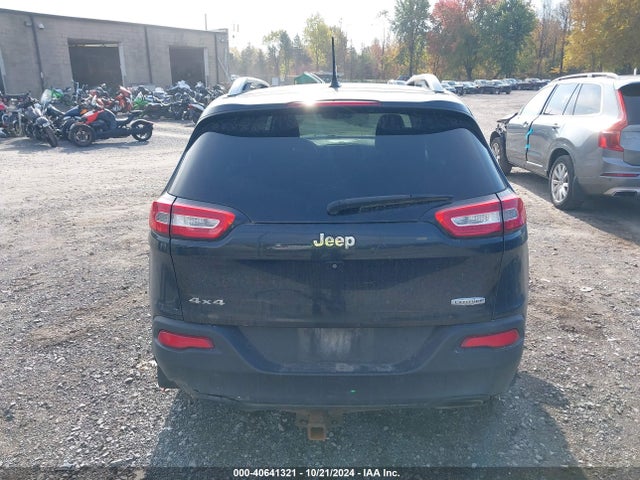 1C4PJMCS7FW583219 Jeep Cherokee Latitude