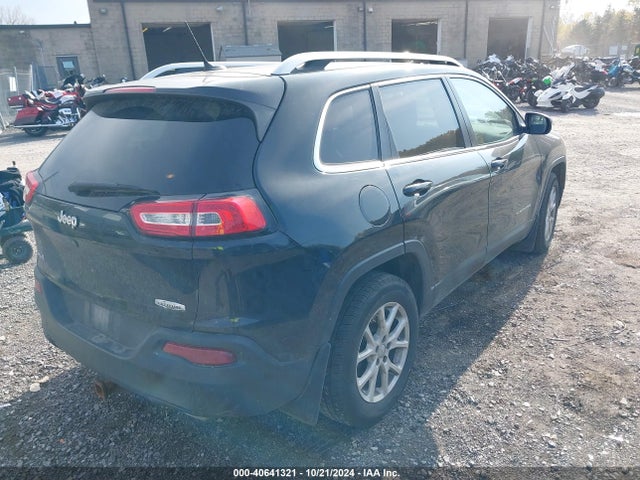 1C4PJMCS7FW583219 Jeep Cherokee Latitude