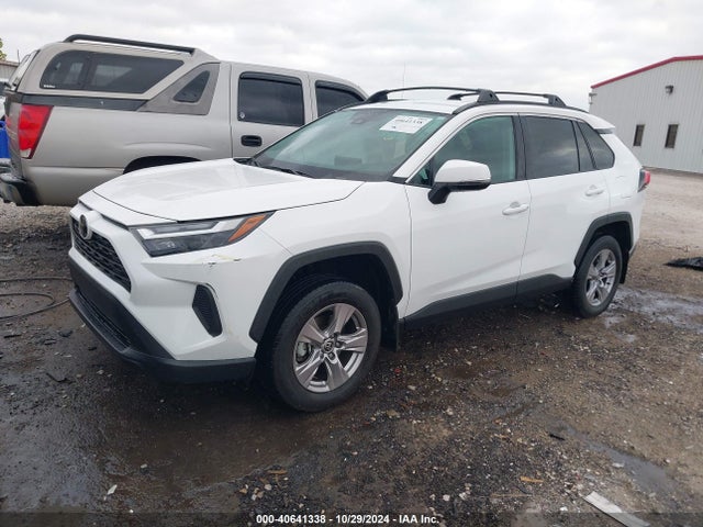 Toyota Rav4 Xle 2022 2T3W1RFV8NC195543 Image 2