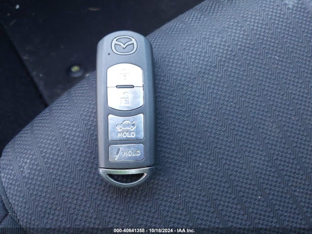 3MZBM1T75GM244968 Mazda Mazda3 I Sport