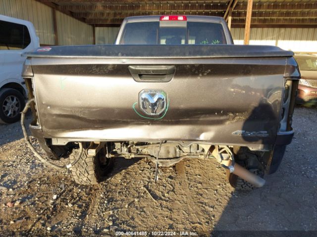 3C6UR5CJ3KG709195 RAM 2500 Tradesman  4x4 6'4 Box