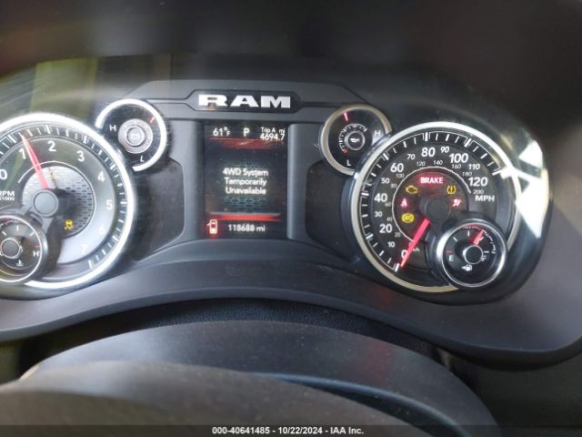 3C6UR5CJ3KG709195 RAM 2500 Tradesman  4x4 6'4 Box