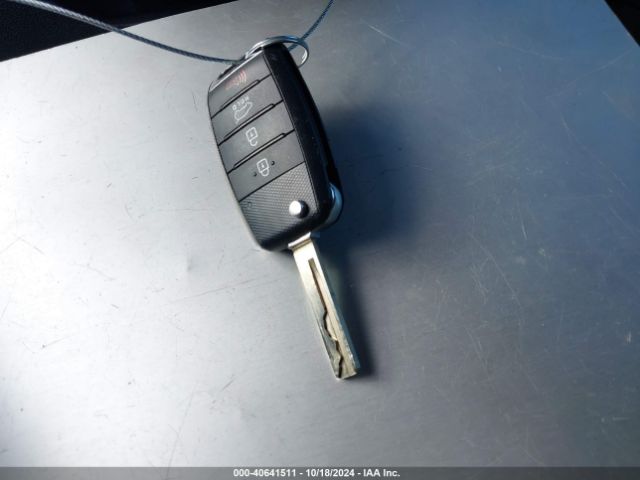 5XYPGDA59HG309628 KIA Sorento 3.3l Lx