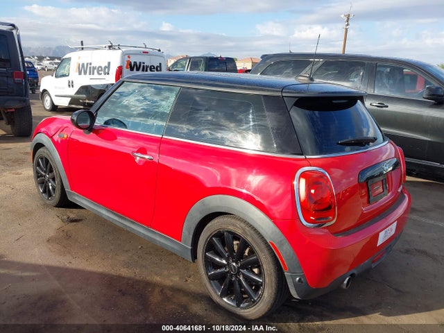 2019 MINI HARDTOP WMWXP5C5XK2H97864 Photo 2