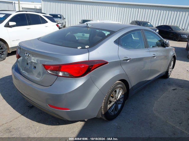 Hyundai ELANTRA SE 2015 5NPDH4AEXFH590389 Image 4