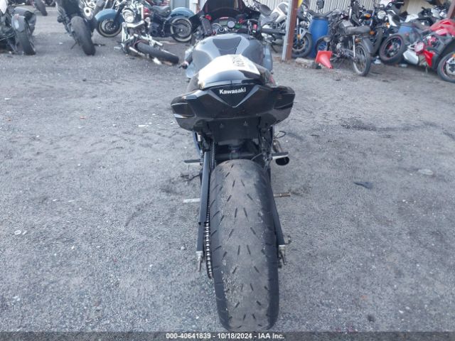 2021 KAWASAKI ZX1400 JKBZXNJ1XMA013268 Photo 5