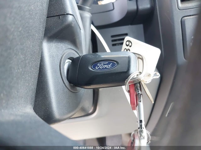 Ford F-150 Xl 2017 1FTMF1EF5HKE54165 Image 11