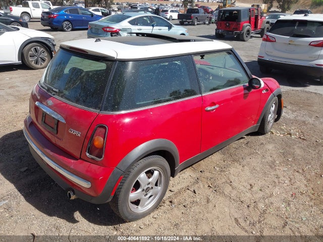 2004 MINI COOPER WMWRC33484TC56096 Photo 3