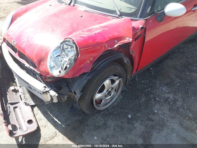 2004 MINI COOPER WMWRC33484TC56096 Photo 5