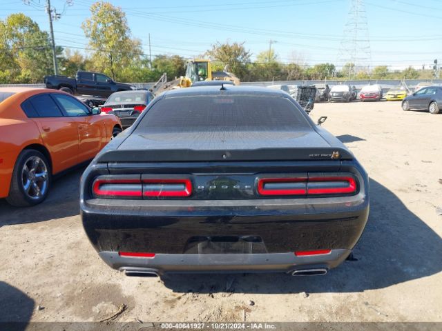 2C3CDZFJ0GH264061 Dodge Challenger 392 Hemi Scat Pack Shaker